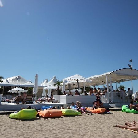 Menada Dawn Park Apartment Sunny Beach Esterno foto