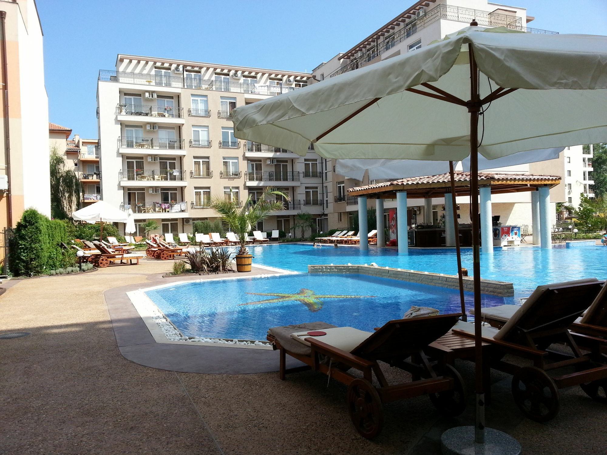 Menada Dawn Park Apartment Sunny Beach Esterno foto