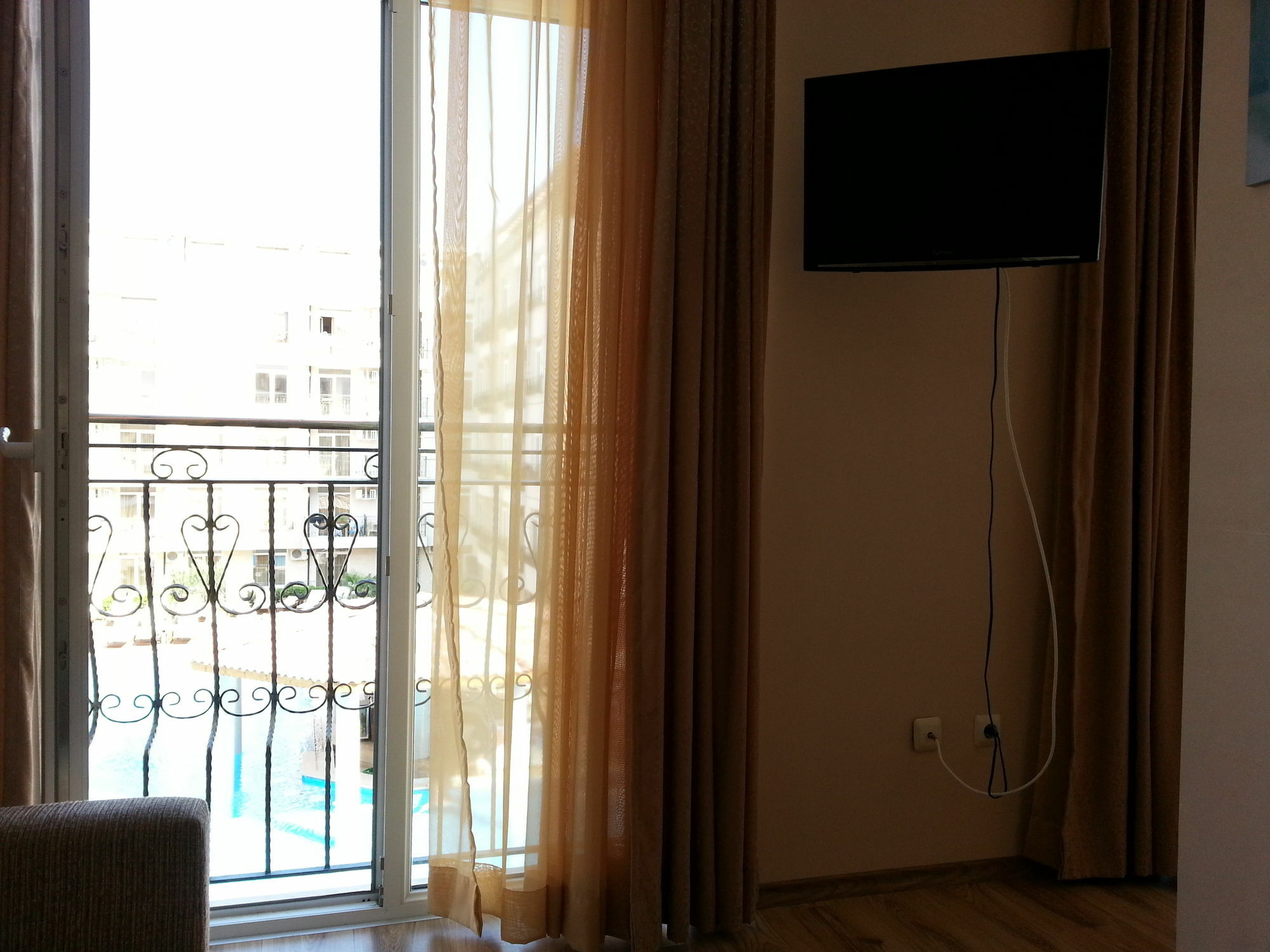 Menada Dawn Park Apartment Sunny Beach Esterno foto